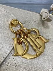 DIOR 25S SMALL VOYAGE BAG 23 IN POWDER BEIGE FLAT MACROCANNAGE GRAINED CALFSKIN