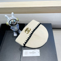 BEANIE HAT IN WHITE WOOL 419782