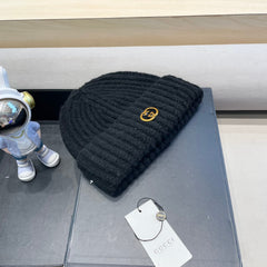 BEANIE HAT IN BLACK WOOL 434959