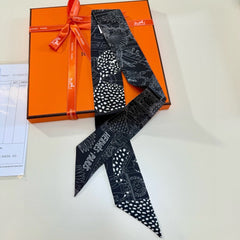 HERMES 25S NECKERCHIEF 86 IN SILK 989357