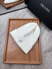 BEANIE HAT IN WHITE WOOL 332394