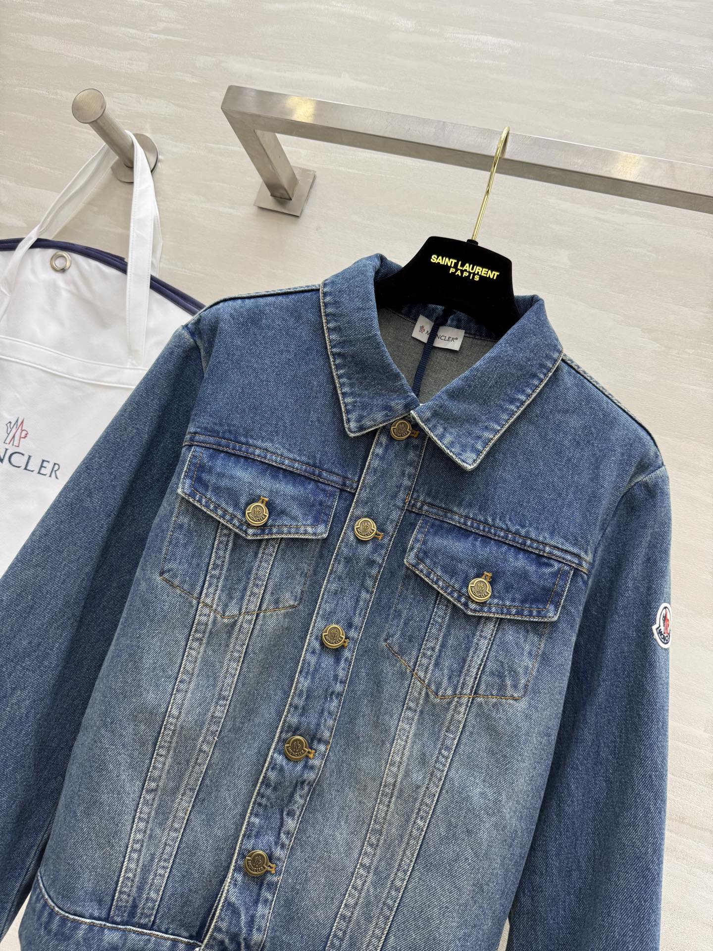 MONCLER 25S JACKET 303381