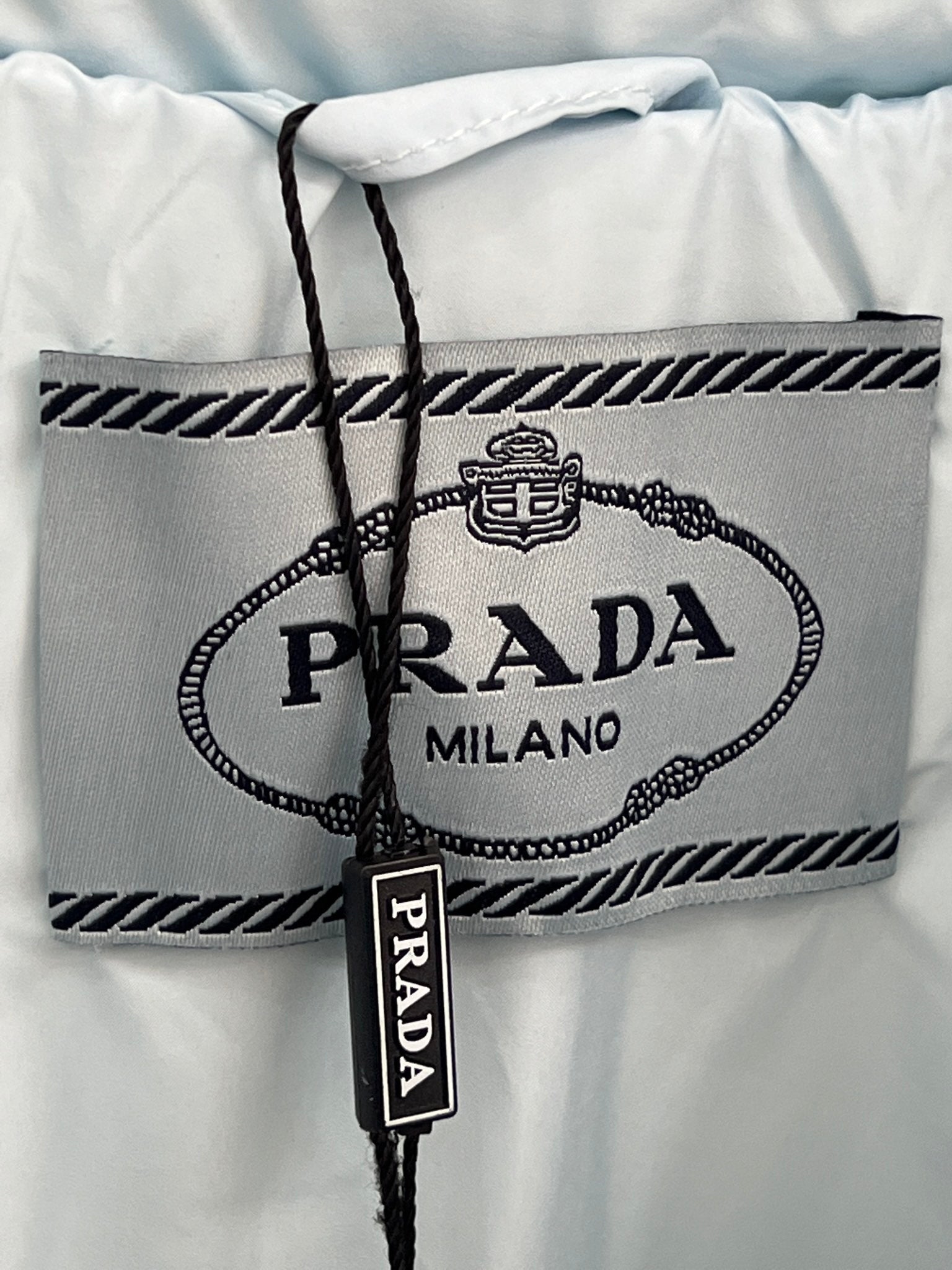 PRADA 25S DOWN JACKET 450