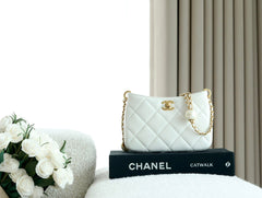 CHANEL 25S HOBO BAG 19.5 CM IN WHITE CALFSKIN WITH GOLD HARDWARE
