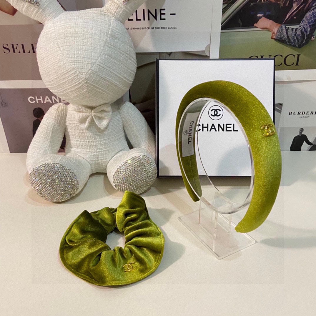 OLIVE GREEN VELVET HAIRBAND 124629