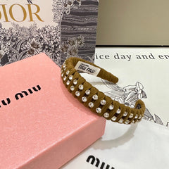 HAIRBAND IN LIZARD BROWN FELT FABRIC DIAMOND-EMBELLISHED 230831