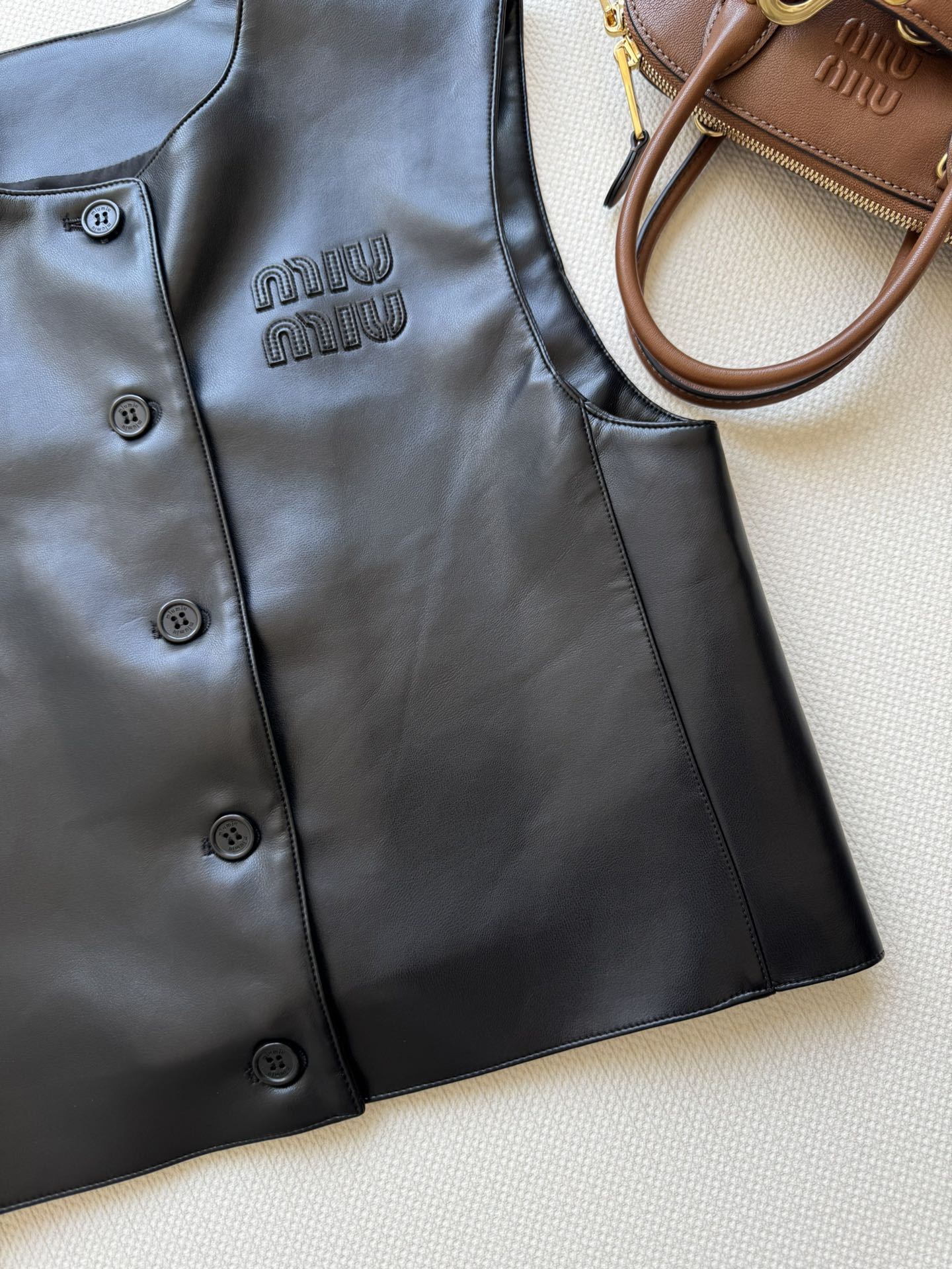 MIUMIU LEATHER VEST STYLE 726