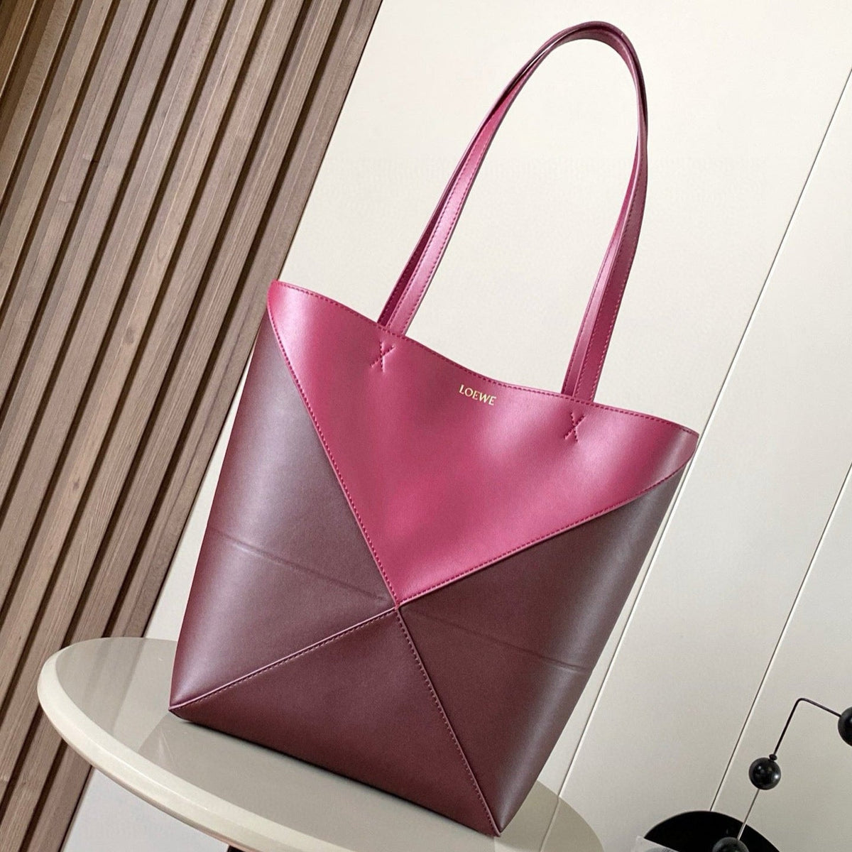 LOEWE 25S PUZZLE FOLD BAG 31 IN BURGUNDY SHINY CALFSKIN