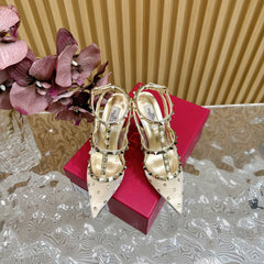 ROCKSTUD MIRROR-EFFECT PUMP WITH MATCHING STRAPS AND STUDS 95 MM GOLD CALFSKIN  AND MESH