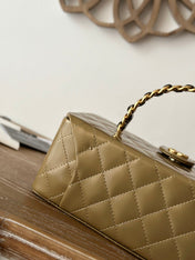 VINTAGE COSMETIC BAG 22 IN CAPE PALLISER SHINY CALFSKIN GOLD HARDWARE