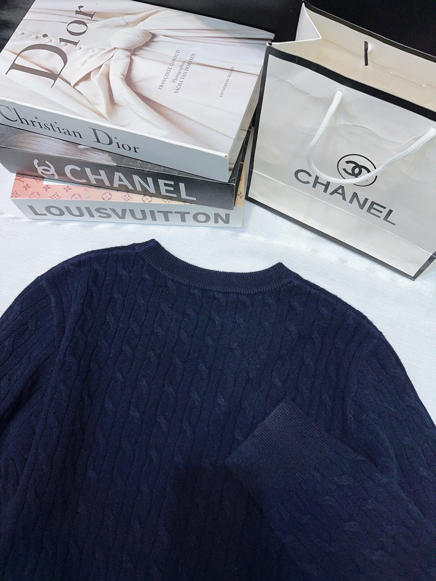 MONCLER 25S LONG-SLEEVE CREWNECK SWEATER 380