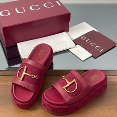 HIGH 5.5 CM WEDGE SANDALS IN RED CALFSKIN AND FABRIC