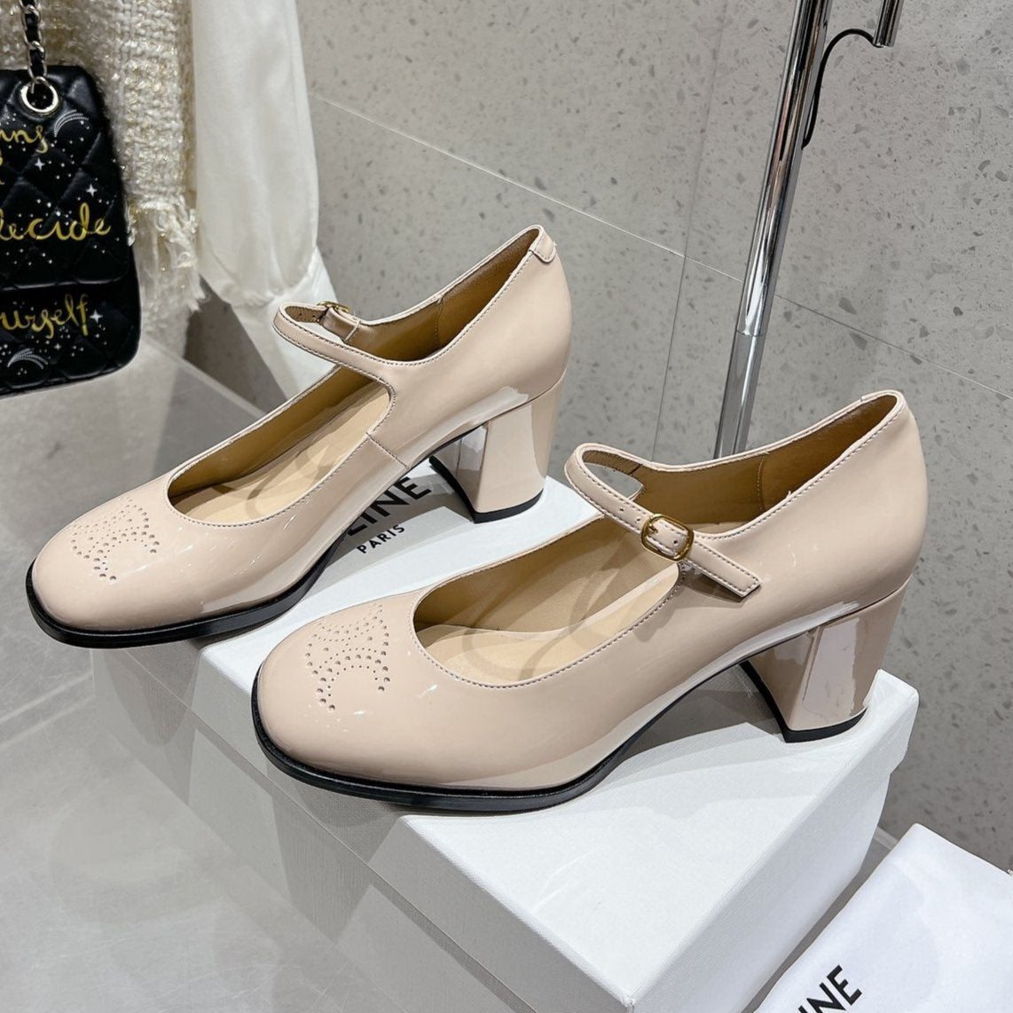 HIGH MARY JANE SHOES IN TAN BEIGE PATENT CALFSKIN