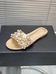 SLIPPERS CAMELLIA IN GOLD PANTENT CALFSKIN