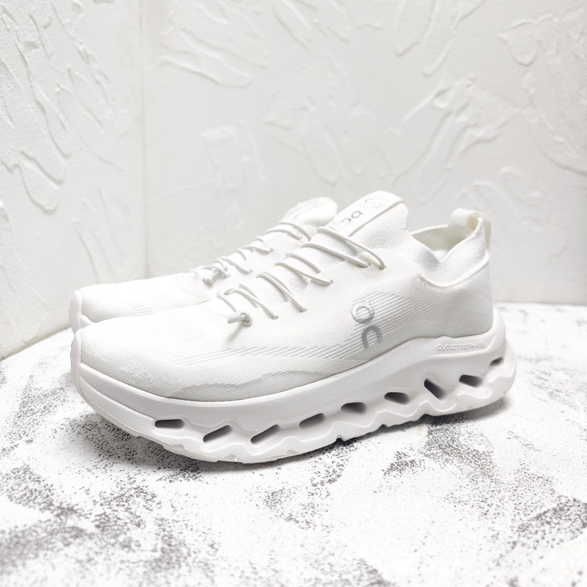 CLOUDTILT SNEAKER IN WHITE RECYCLED POLYESTER
