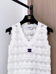 CHANEL 26S V-NECK KNITTED VEST 861