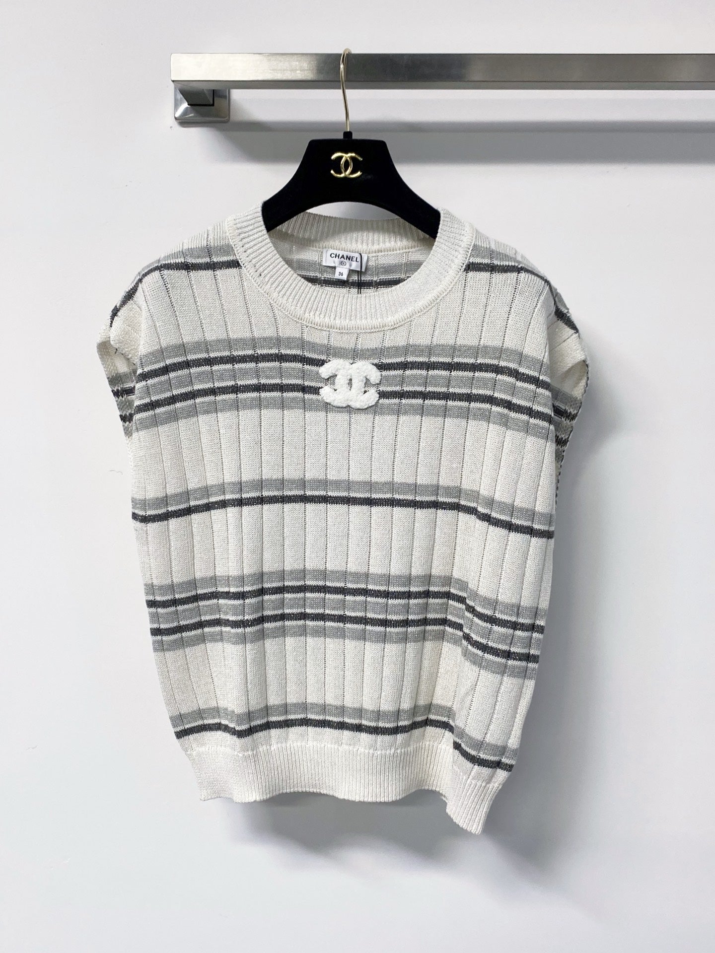 CHANEL 26S SLEEVELESS KNIT TOP 1397
