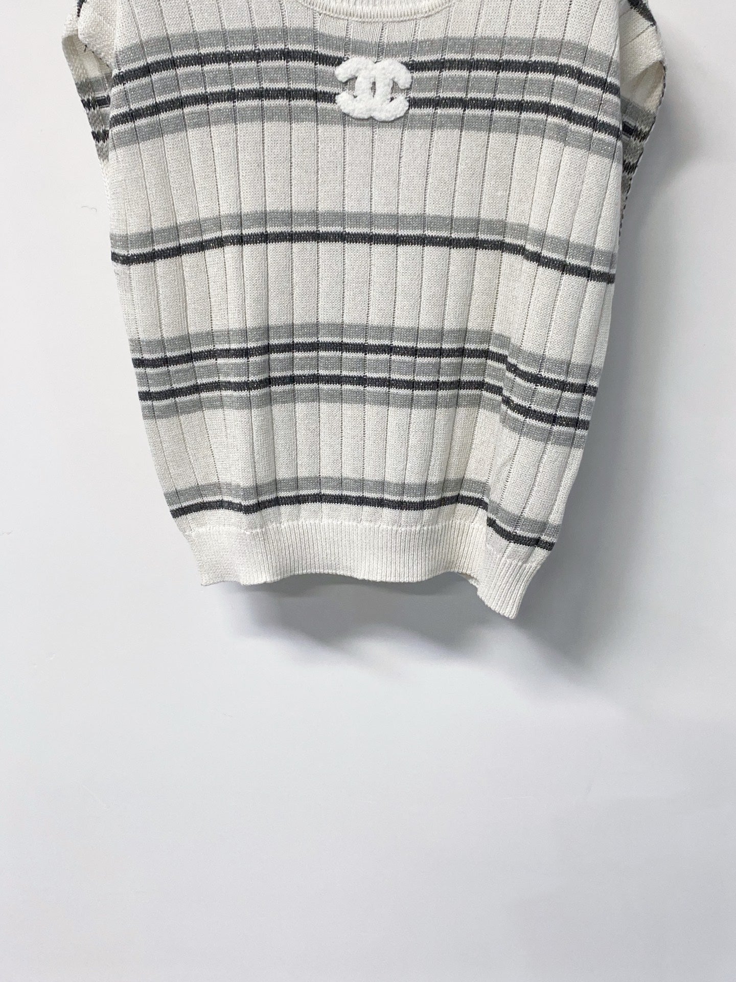 CHANEL 26S SLEEVELESS KNIT TOP 1397