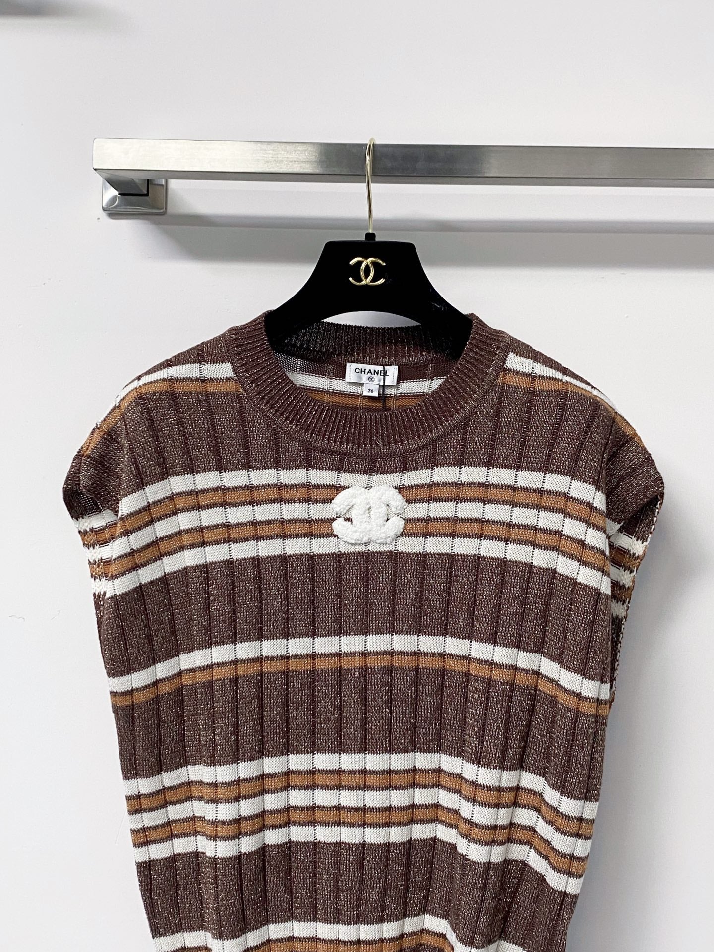 CHANEL 26S SLEEVELESS KNIT TOP 1396