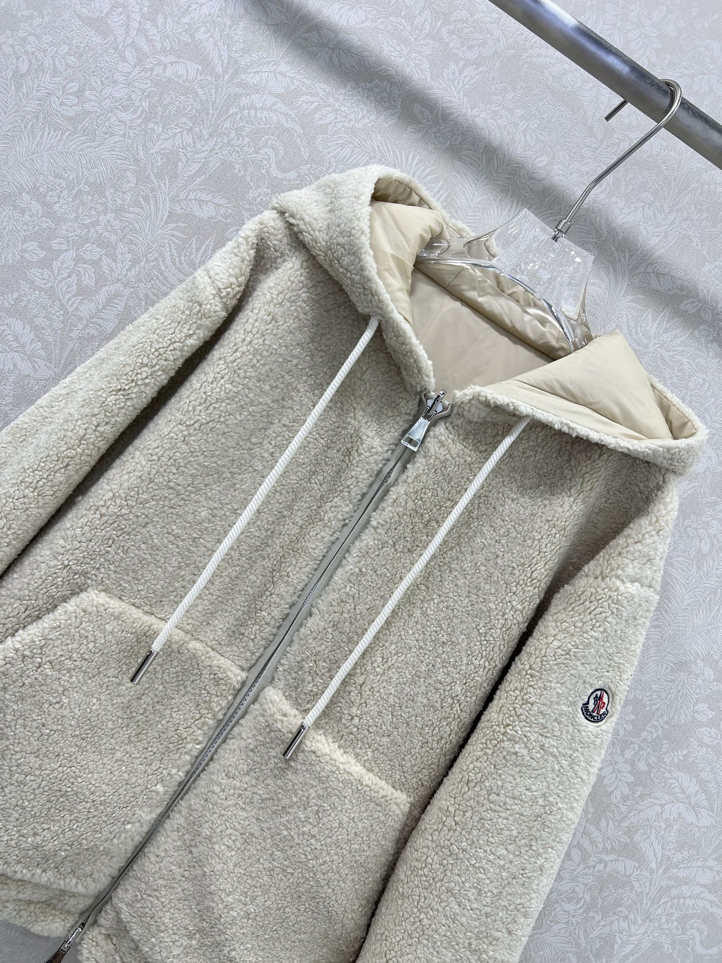 MONCLER 25S SHEARLING JACKET 302801