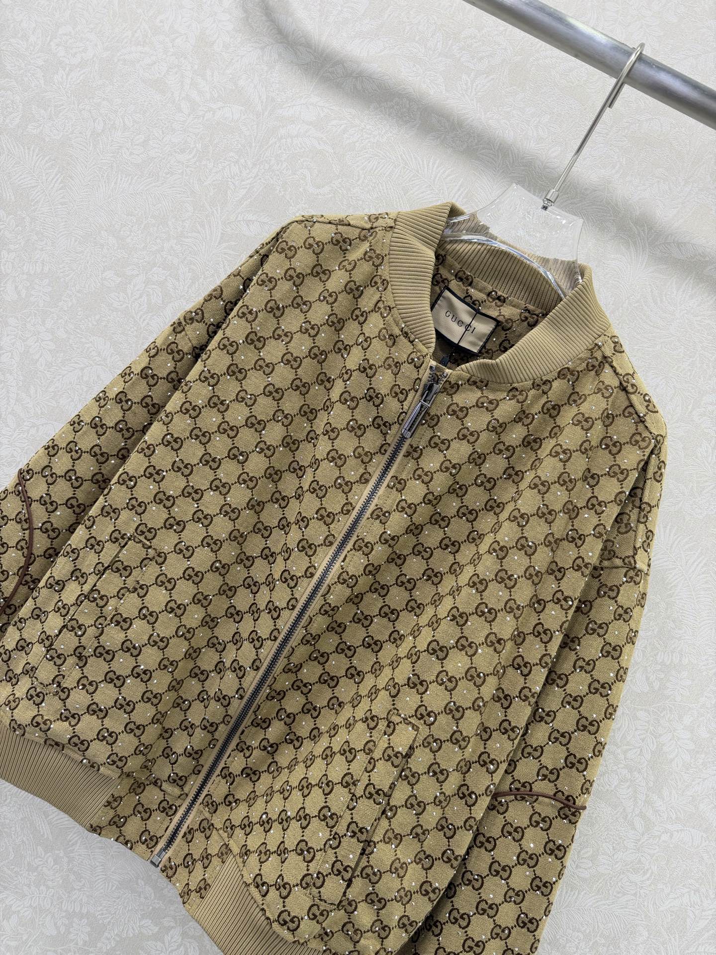 GUCCI 26S EMBELLISHED JACKET 68