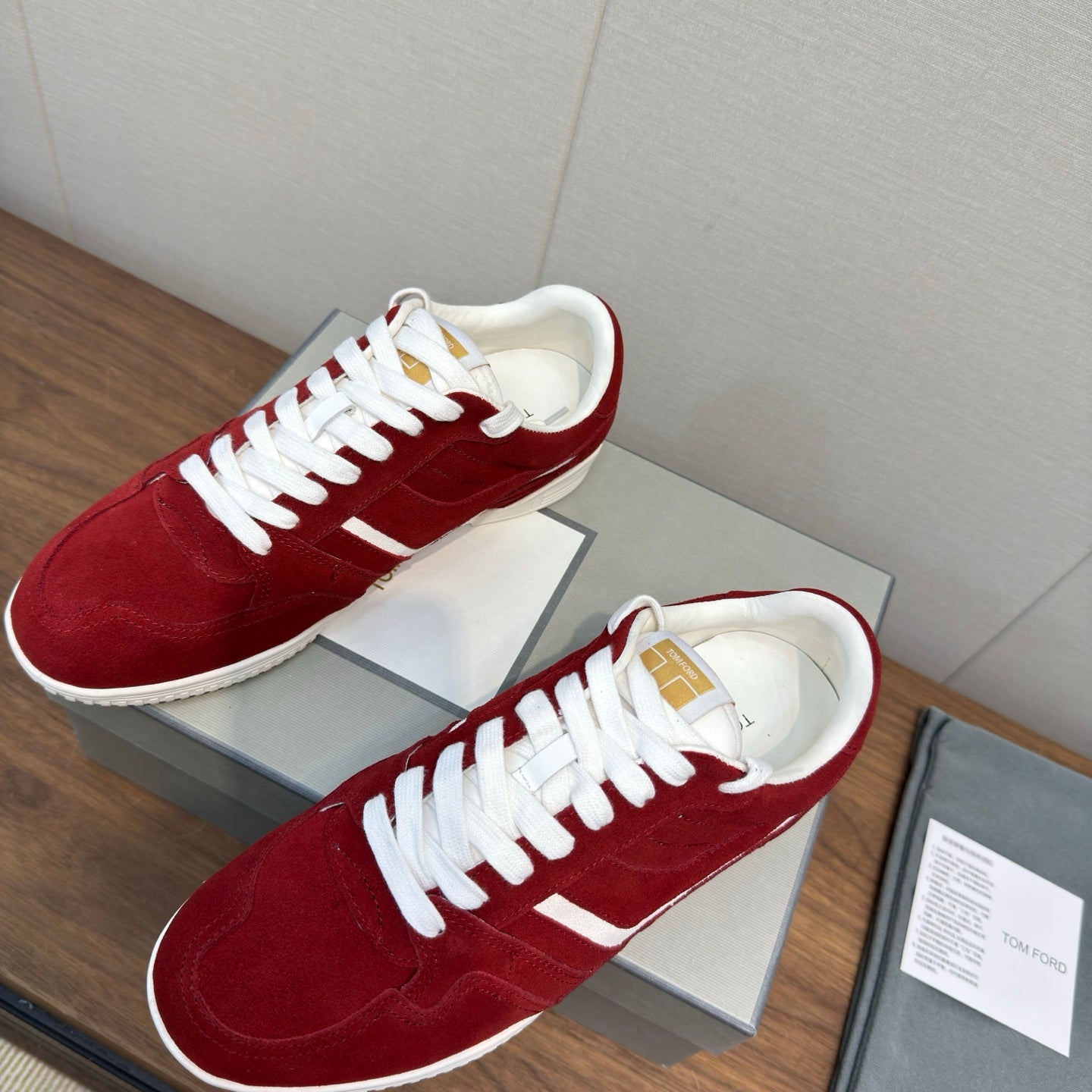 TOM FORD 26S JACKSON SNEAKERS IN RED SUEDE