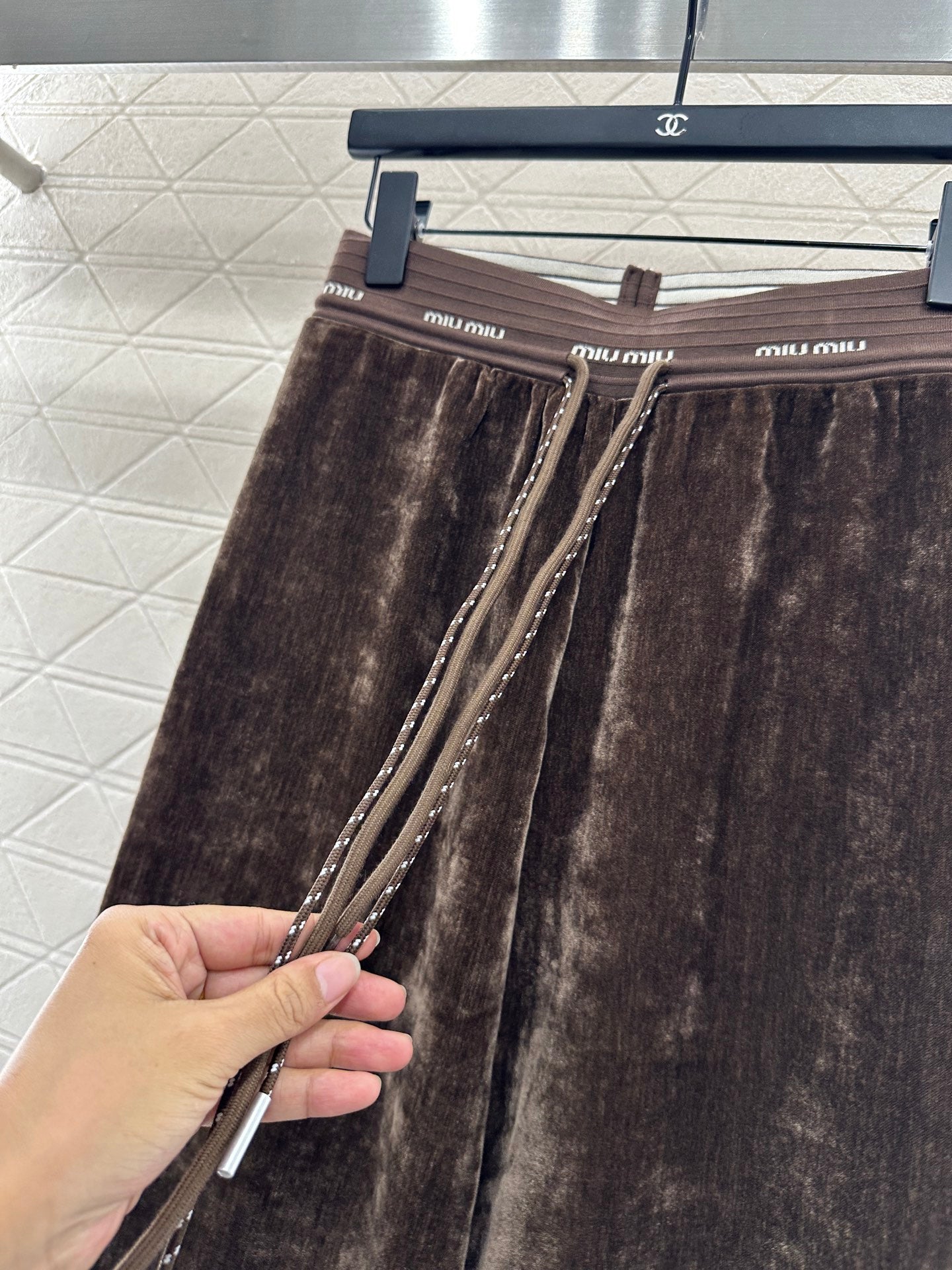 MIUMIU WIDE-LEG PANTS STYLE 119