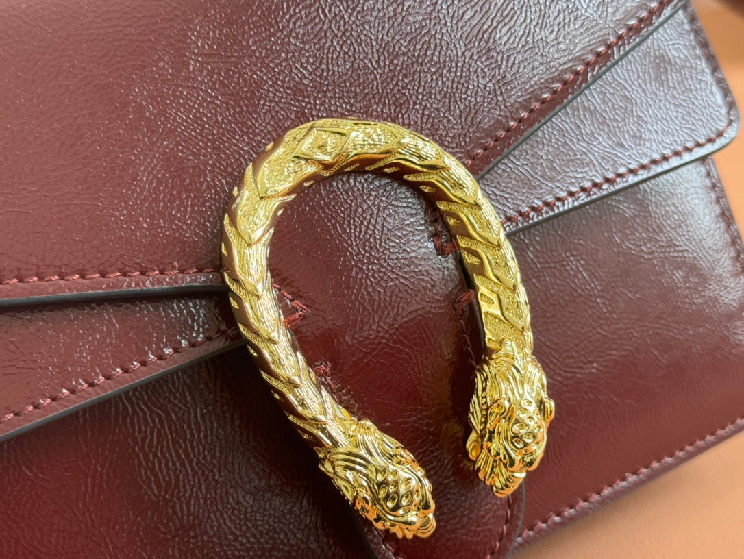 DIONYSUS MEDIUM SHOULDER BAG 22 IN ROSSO ANCORA RED GG GLOSSY LAMBSKIN