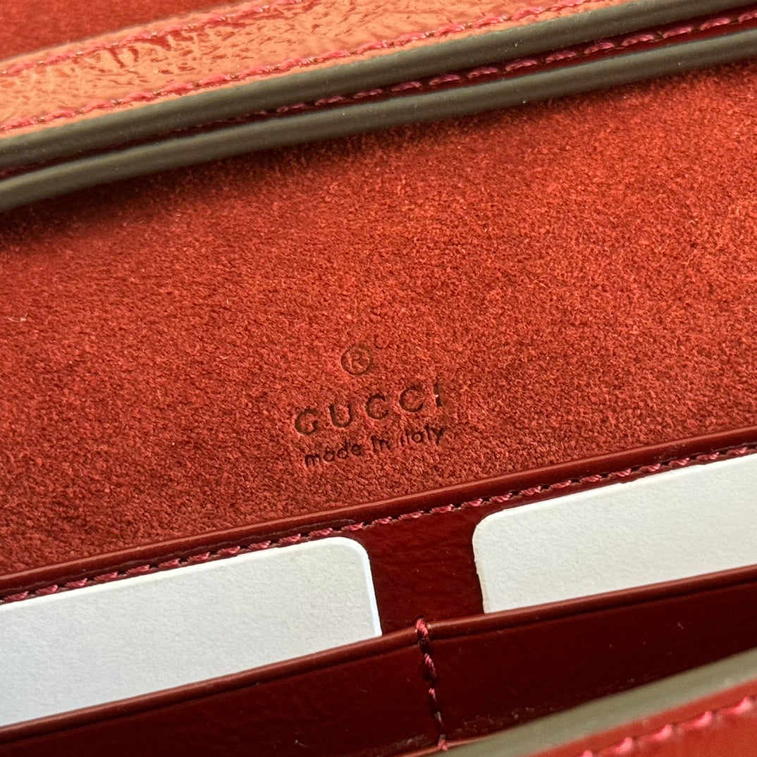 GUCCI 25S DIONYSUS WALLET ON CHAIN 20 IN ROSSO ANCORA GLOSSY CALFSKIN