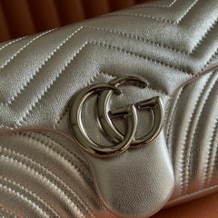 GUCCI 26S GG MARMONT BAG 26 IN SILVER LAMBSKIN