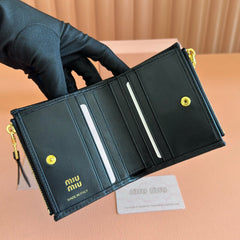 MIUMIU 26S SMALL MATELASSE CARD HOLDER 11 IN BLACK CALFSKIN GOLD HARDWARE