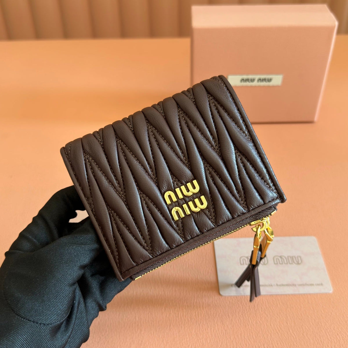 MIUMIU 26S SMALL MATELASSE CARD HOLDER 11 IN DARK BROWN CALFSKIN GOLD HARDWARE