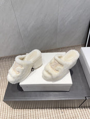 CELINE 26S HIGH-HEEL SANDALS IN WHITE PURE WOOL