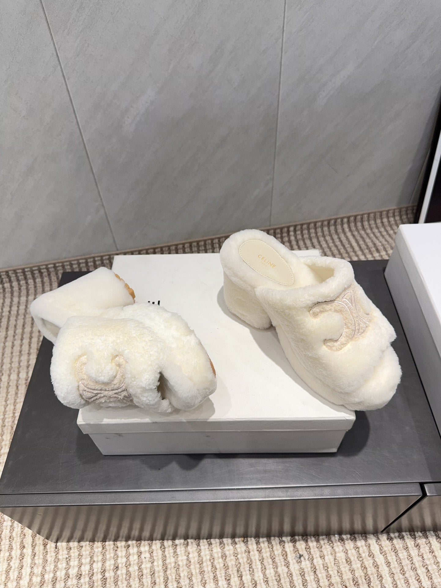 CELINE 26S HIGH-HEEL SANDALS IN WHITE PURE WOOL