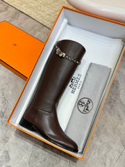 HM 25S KNEE-HIGH FLAT BOOTS IN DARK BROWN LAMBSKIN WITH SILVER HARDWARE