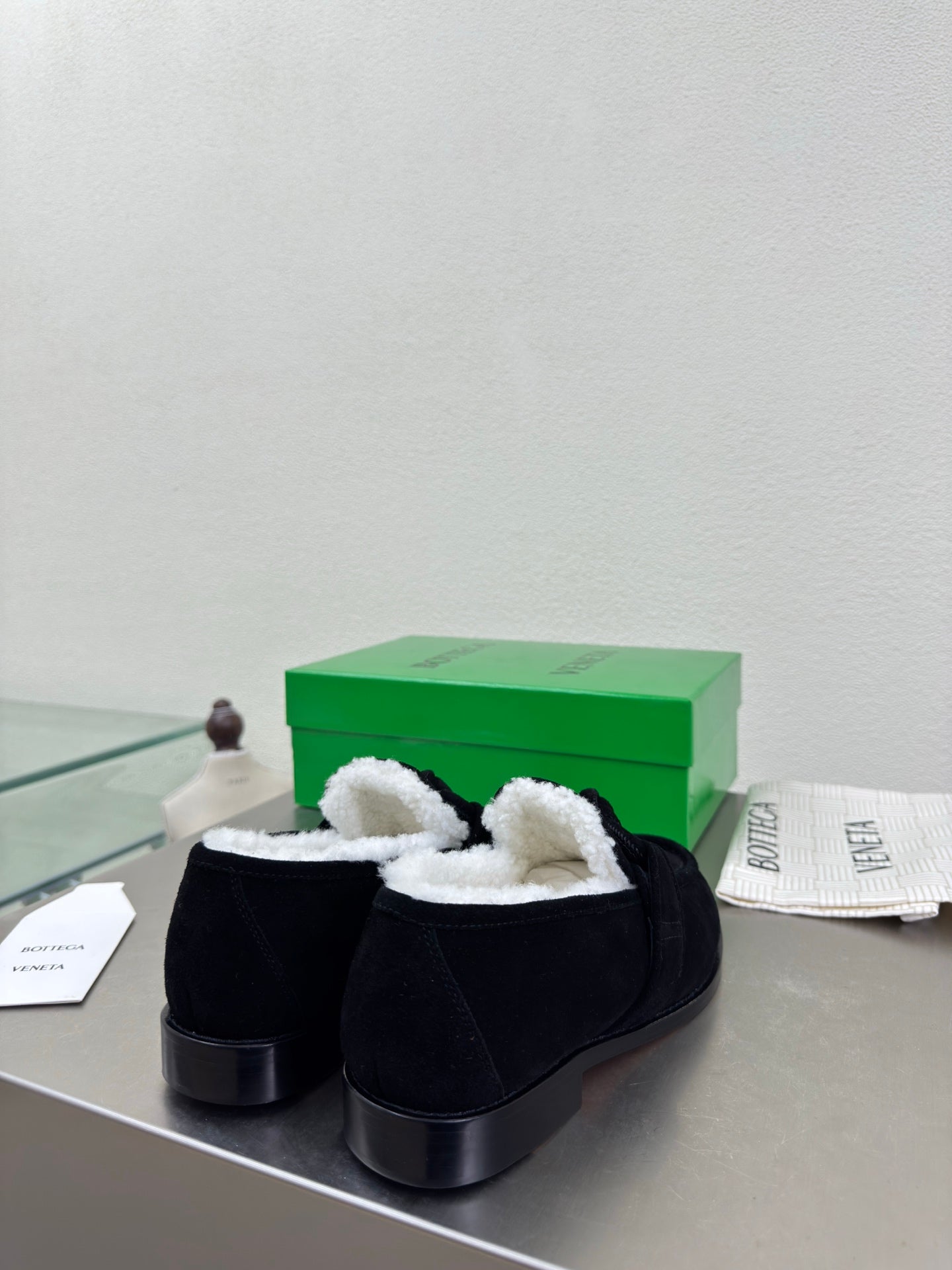 BOTTEGA VENETA 26S LOAFERS IN BLACK SUEDE AND WHITE WOOL