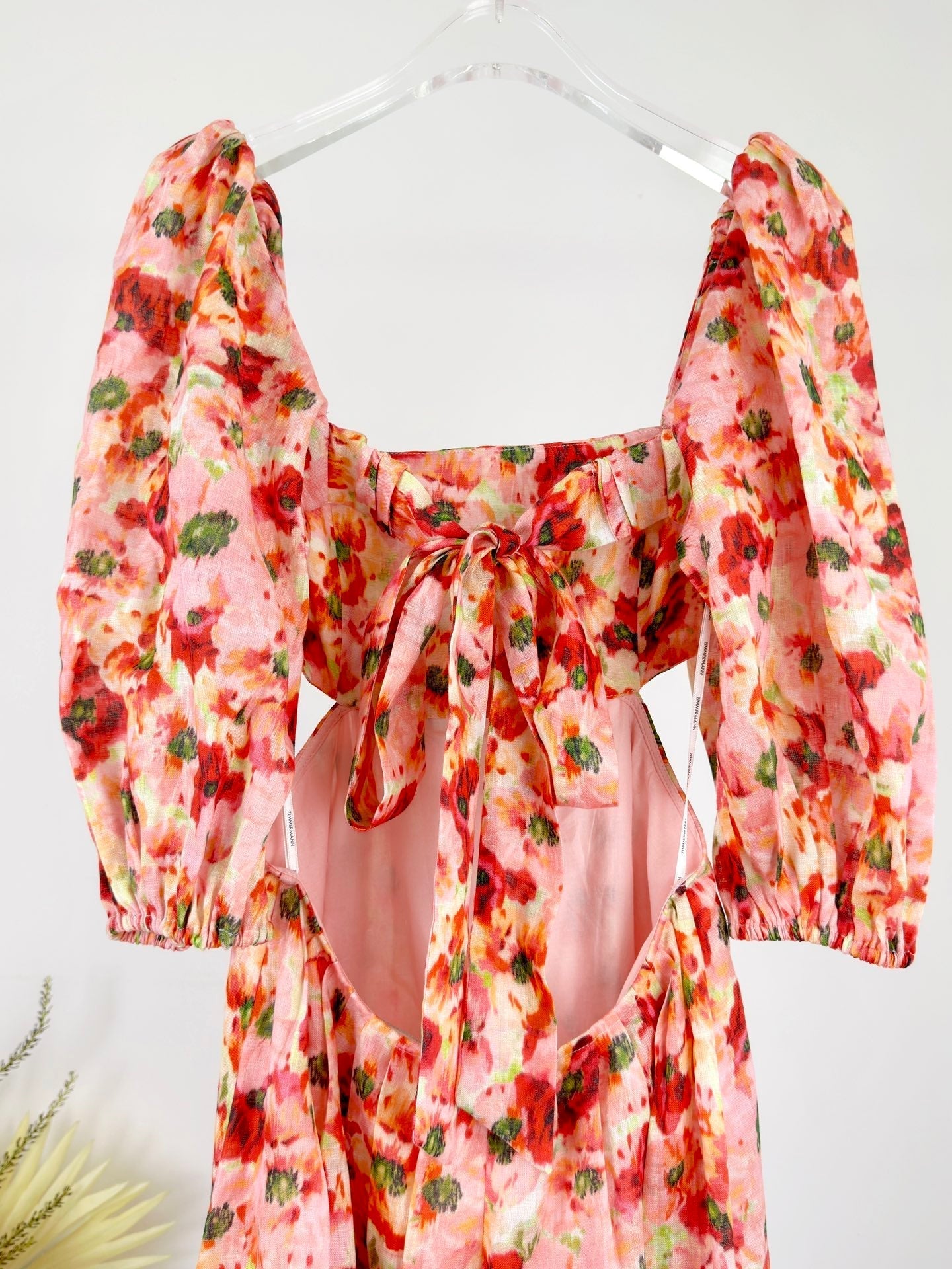 LIGHTBURST SHORT SLEEVE BACKLESS DRESS 25S IN LINEN 266370