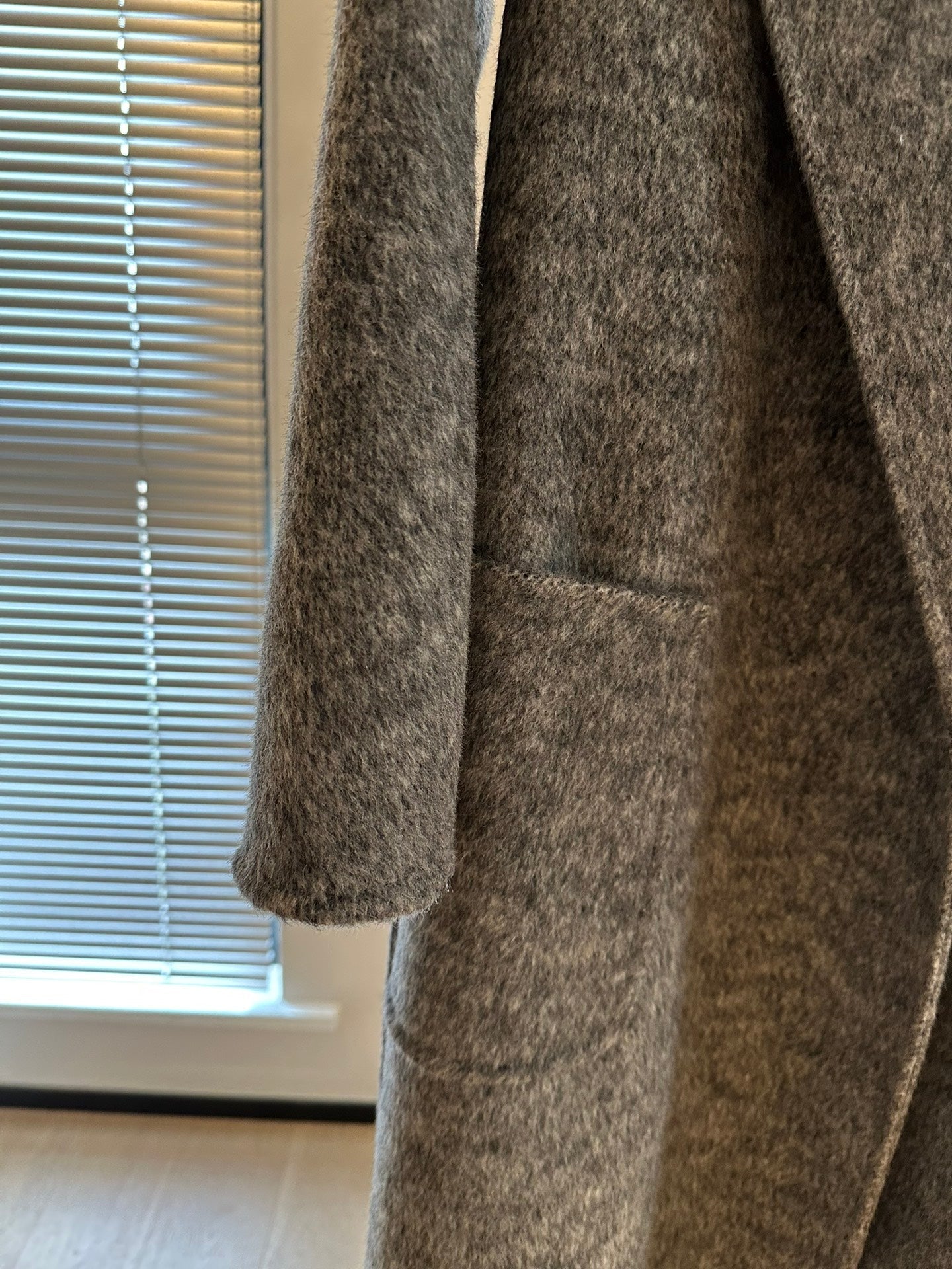 MAX MARA 25S CASHMERE COAT 197