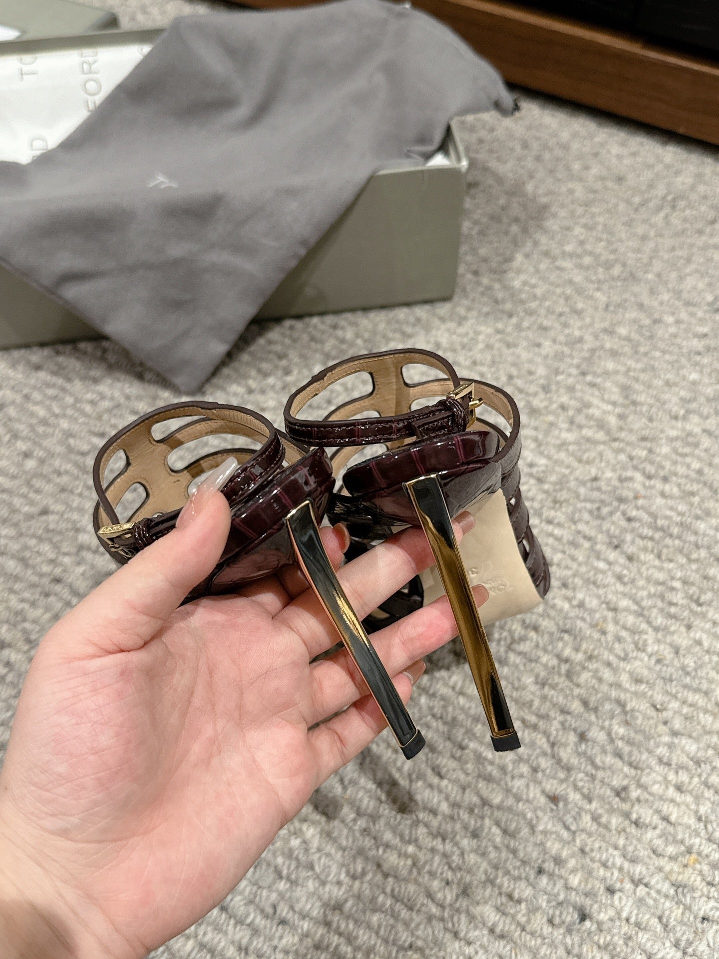 HIGH SANDAL 10 CM IN MAHOGANY RED CALFSKIN