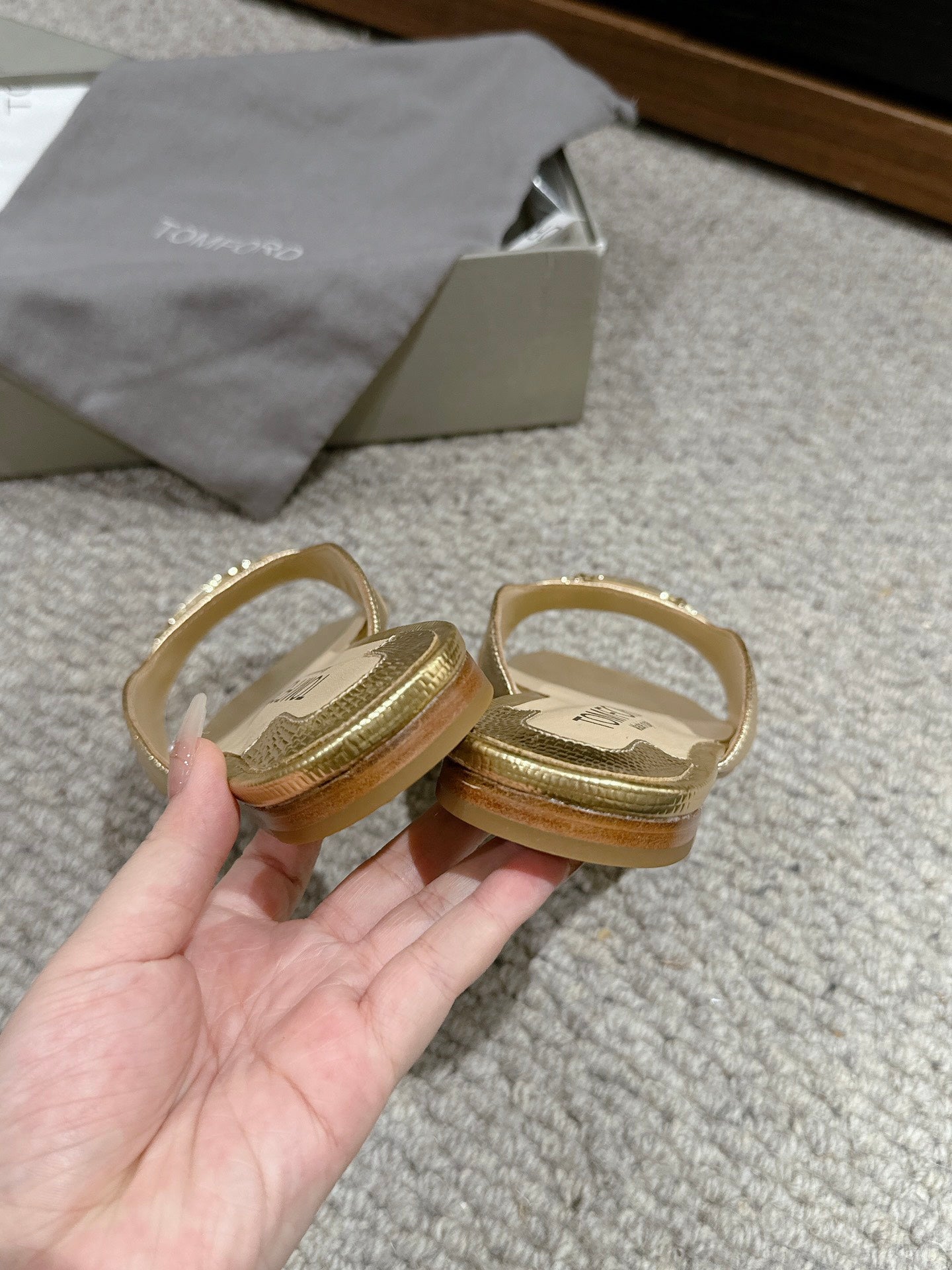 WHITNEY SLIDE IN GOLD CROCODILE LEATHER