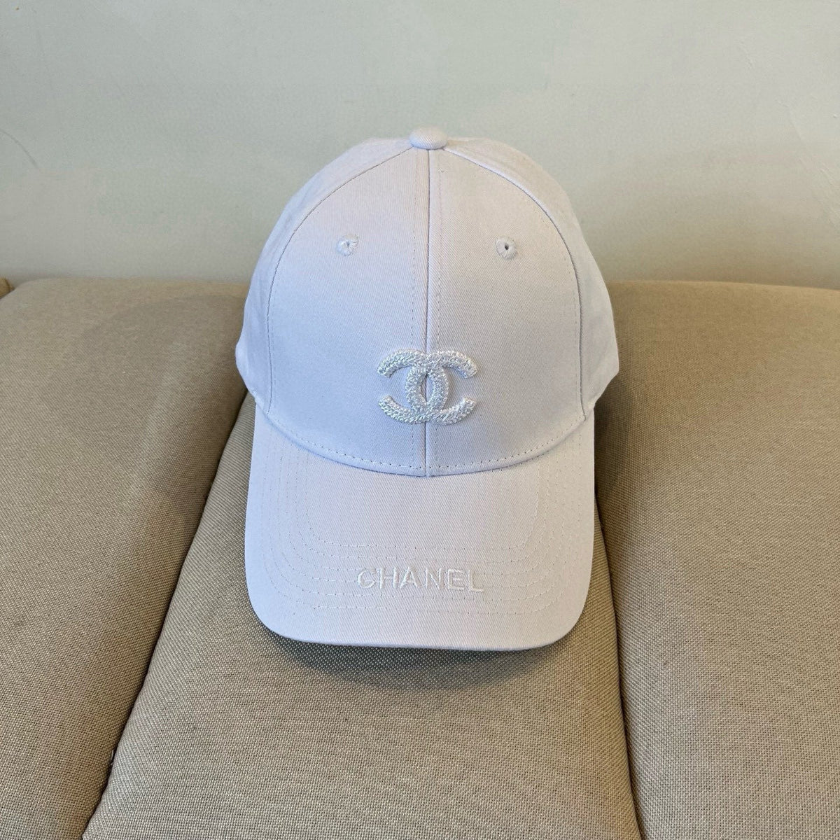 BASEBALL HAT IN WHITE COTTON 672896