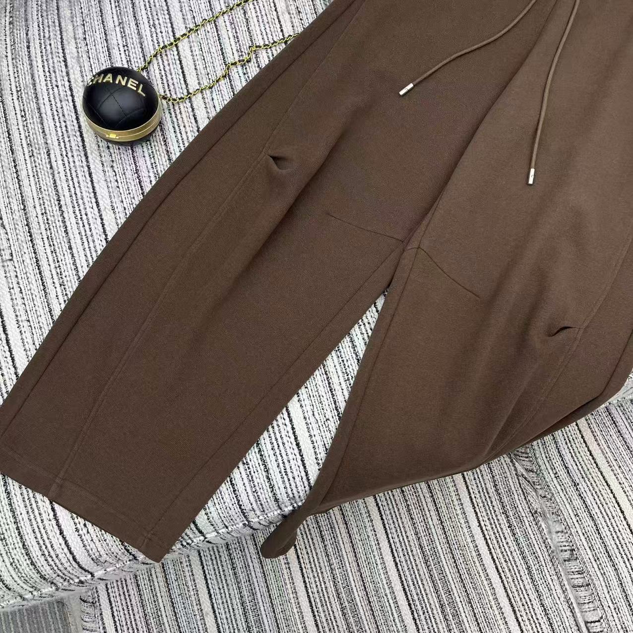 MIUMIU PANTS STYLE 573