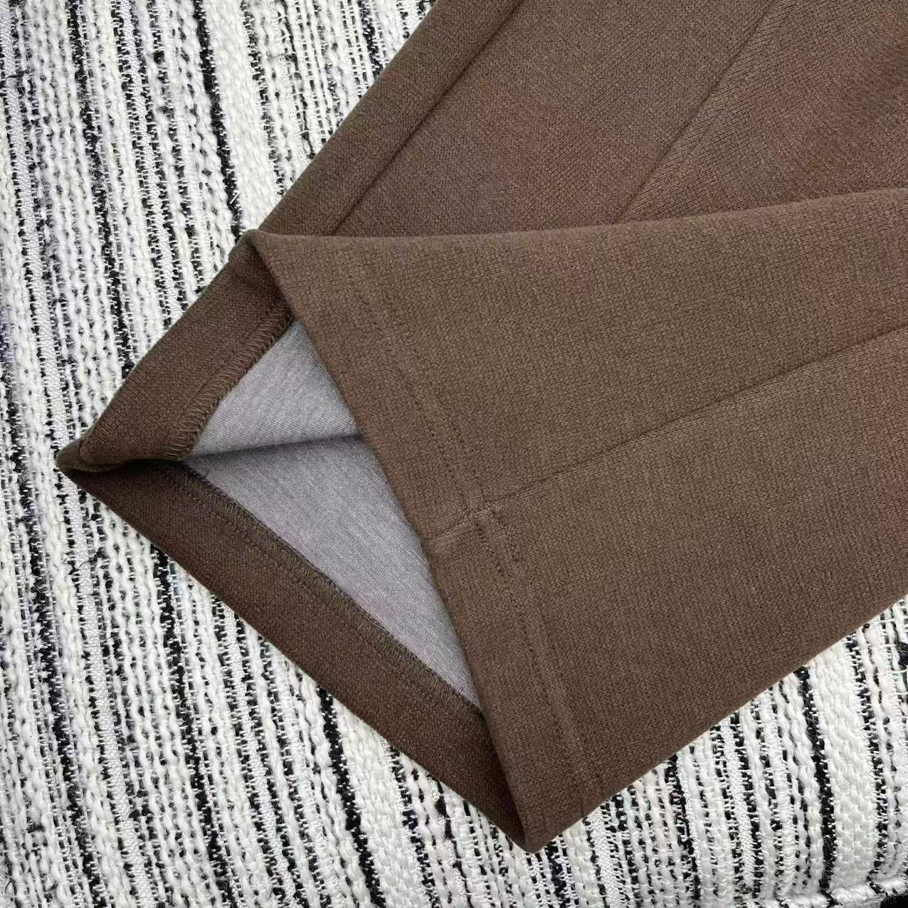 MIUMIU PANTS STYLE 573