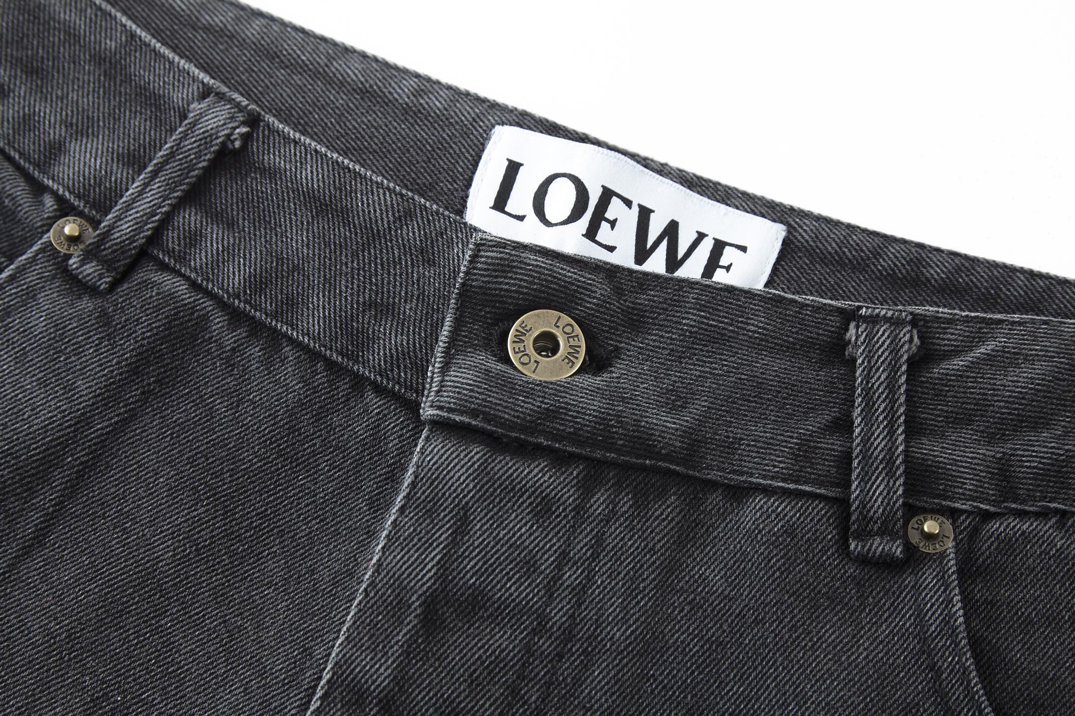 LOEWE JEANS STYLE 4