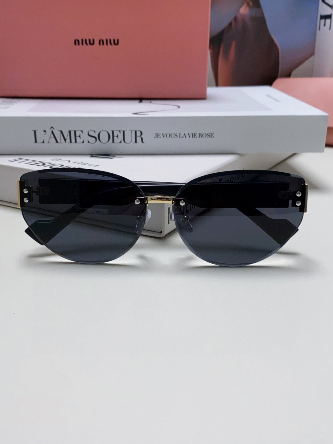 LOGO SUNGLASSES 513013 IN BLACK ACETATE