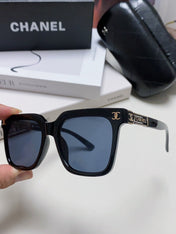 SQUARE SUNGLASSES 632880 IN BLACK ACETATE