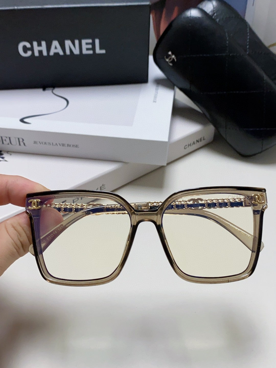 SQUARE SUNGLASSES 632881 IN GRAY CLEAR ACETATE