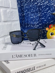 MONTAIGNE SUNGLASS 560862 IN BLACK ACETATE