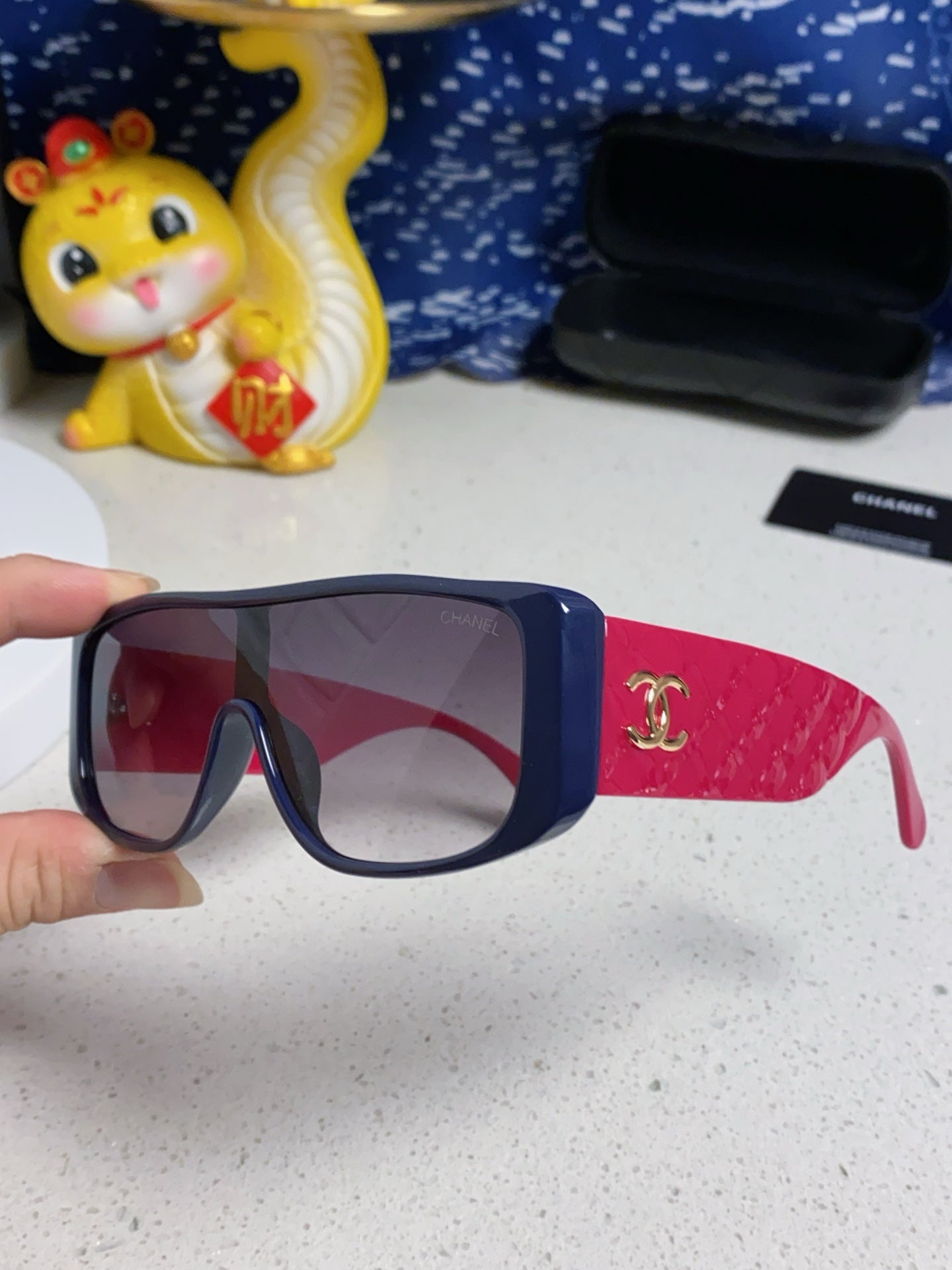 SQUARE SUNGLASSES 641780 IN BLUE ACETATE PINK FRAME