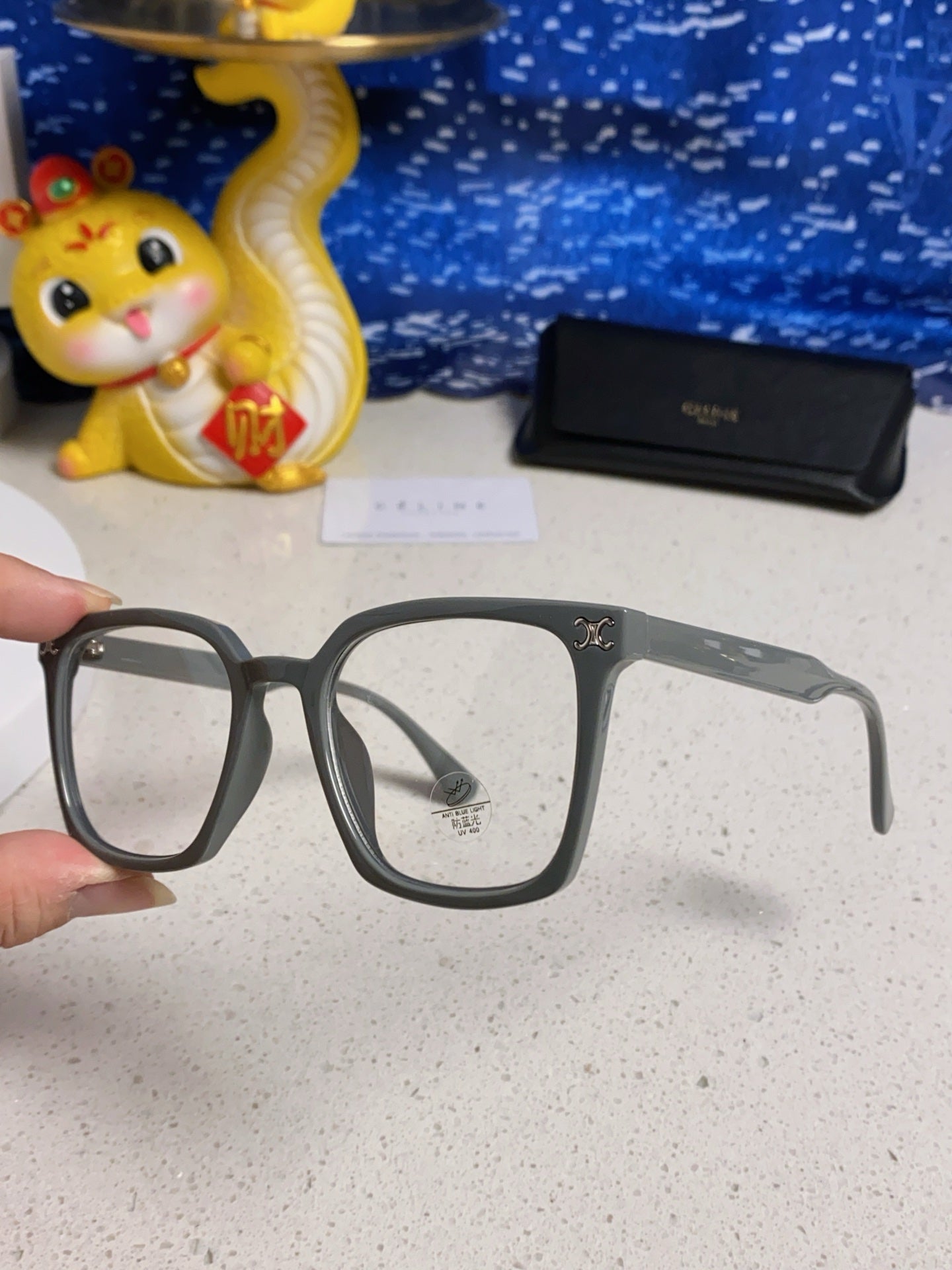 TRIOMPHE SUNGLASSES 563253 IN GREY ACETATE